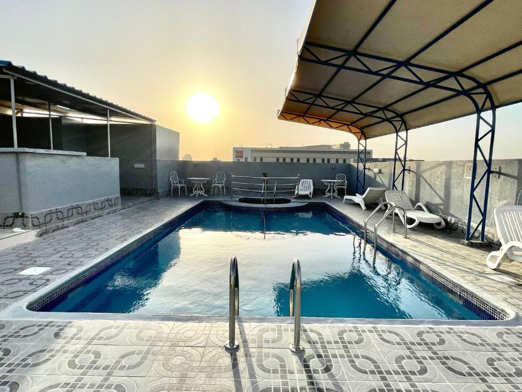 Le Paradise Palace Hotel Deira Dubai Al Rigga - Resim 15