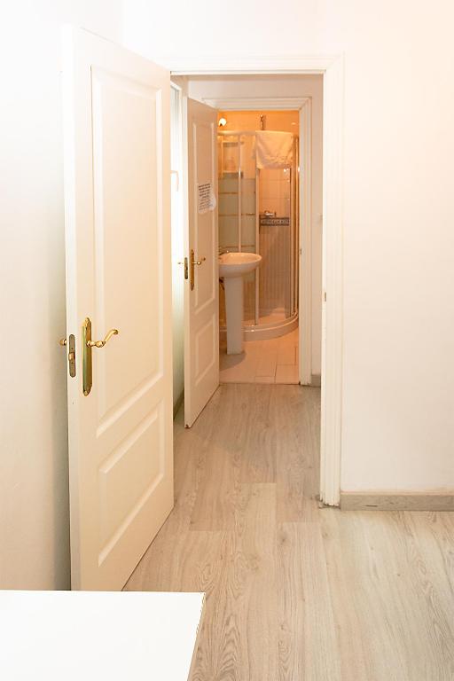 Zdjęcie z galerii obiektu Apartamento de Lujo en el Centro de Sevilla w Sewilli