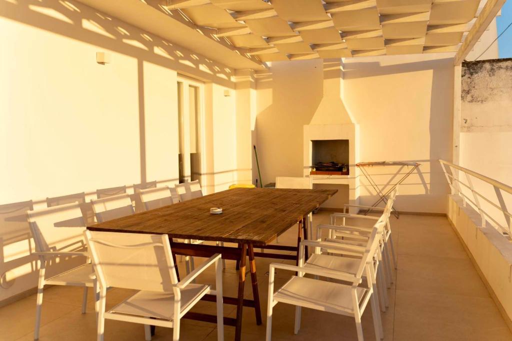 A television and/or entertainment centre at Appartamento Magnolia Deluxe