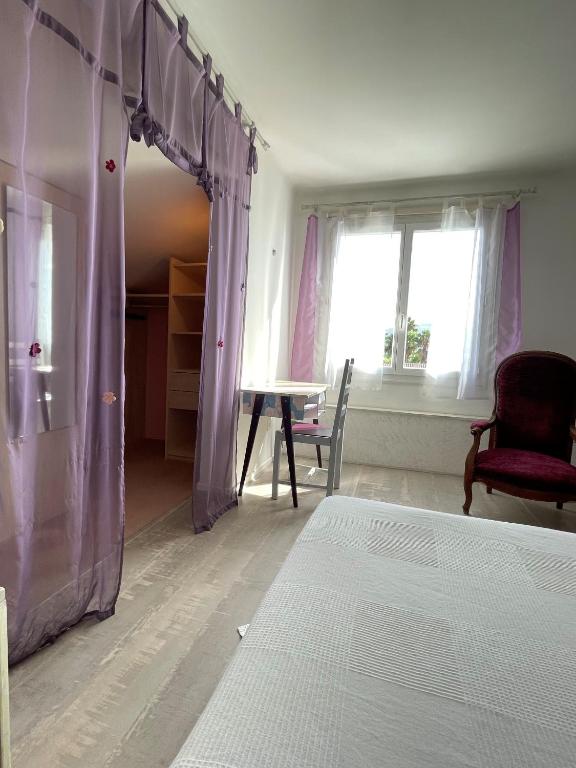 Postel nebo postele na pokoji v ubytování Le Vieux Murier - Chambres d'hôte