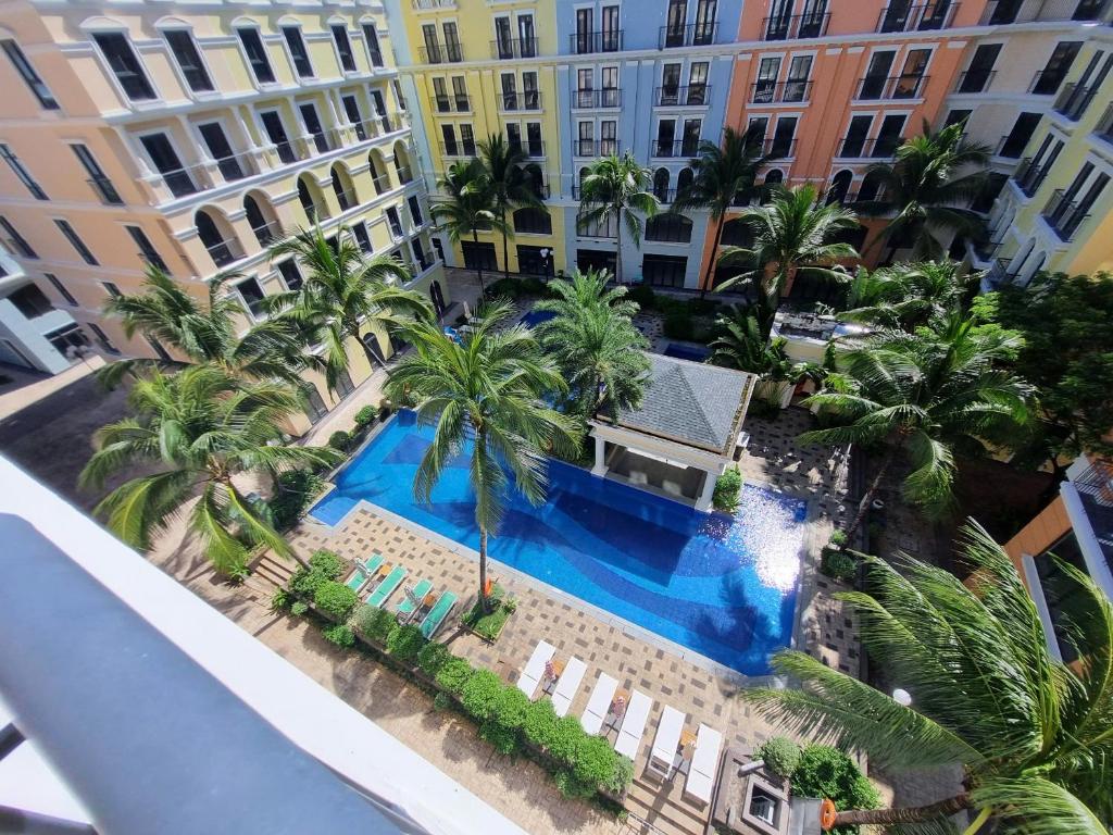 Hồ bơi trong/gần Pacific Apartment & Hotel Phu Quoc