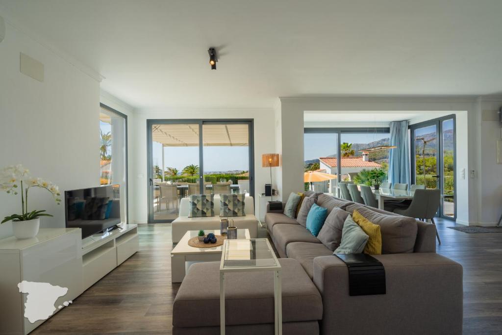 Posezení v ubytování CostaBlancaDreams Villa Hermosa in Calpe