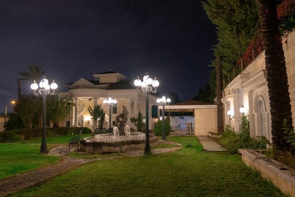 Zahrada ubytování Beyaz Köşk