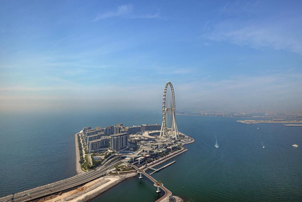 Daniels 3BR with M Address JBR Dubai Eye View
