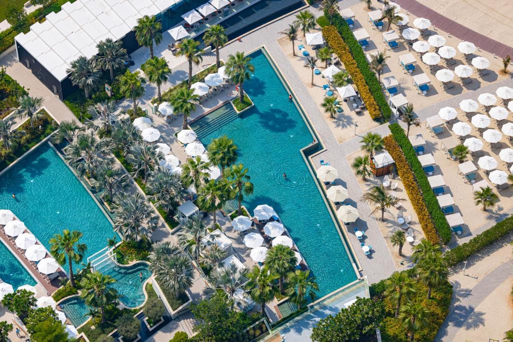 Daniels 3BR with M Address JBR Dubai Eye View