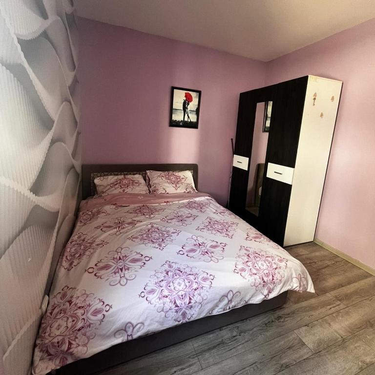 Postel nebo postele na pokoji v ubytování Jovana Apartman Vrnjacka Banja