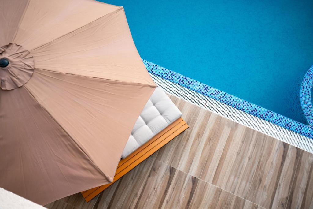 Bazén v ubytování The MountainJewel Villa فيلا جوهرة الجبل nebo v jeho okolí