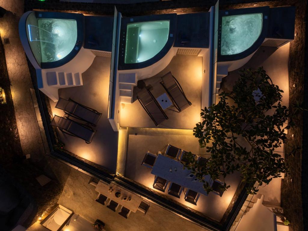 Fotografie z fotogalerie ubytování NEW Yiota Collection 4 Suites & 4 Prive Jacuzzi v destinaci Megalokhori