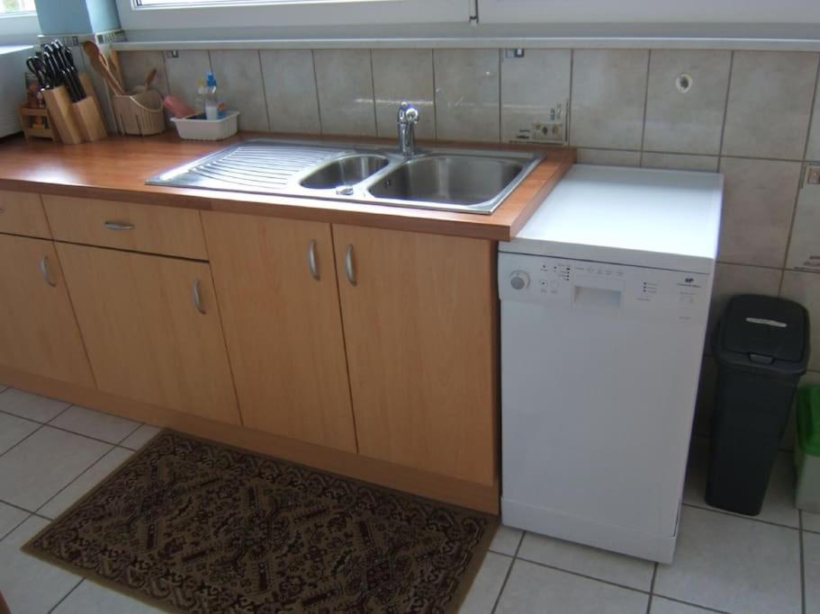 Kuchyň nebo kuchyňský kout v ubytování Gîte ''Les Bleuets''