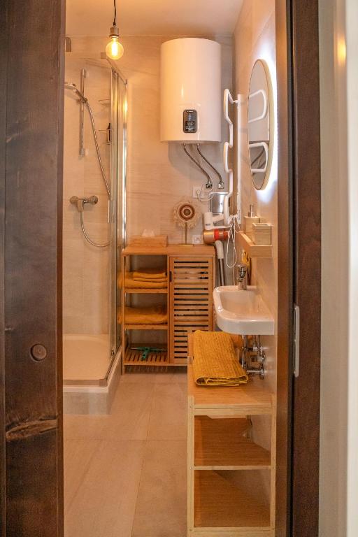 Koupelna v ubytování Apartmán Spálený mlýn