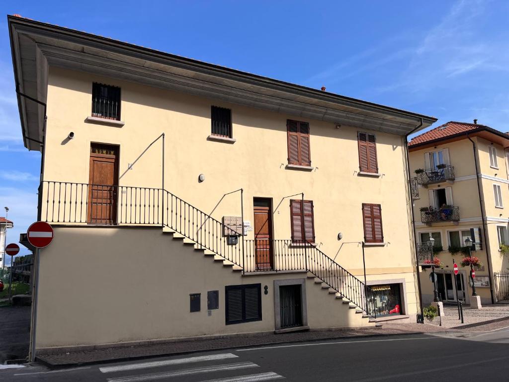 Budynek, w którym mieści się apartament