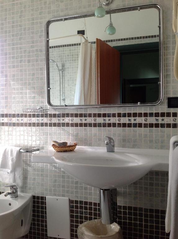 Koupelna v ubytování Hotel Giovanna