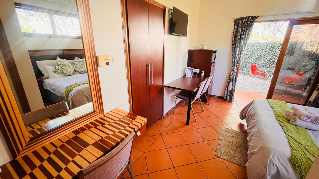 The Wood House - Chambre Jumelle Avec Terrasse
