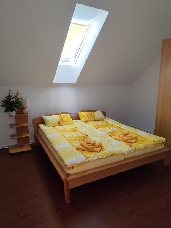 Postel nebo postele na pokoji v ubytování Ferienhaus SWD