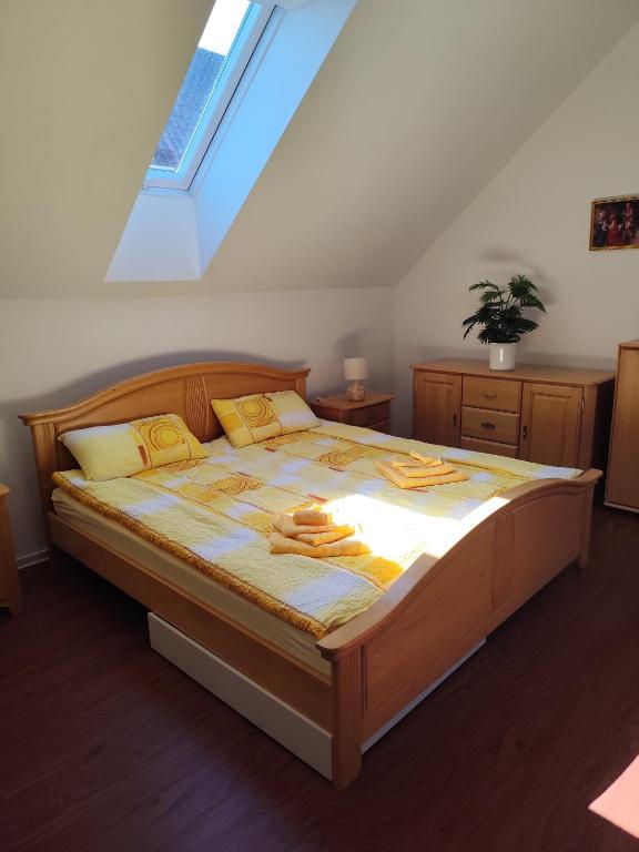 Postel nebo postele na pokoji v ubytování Ferienhaus SWD
