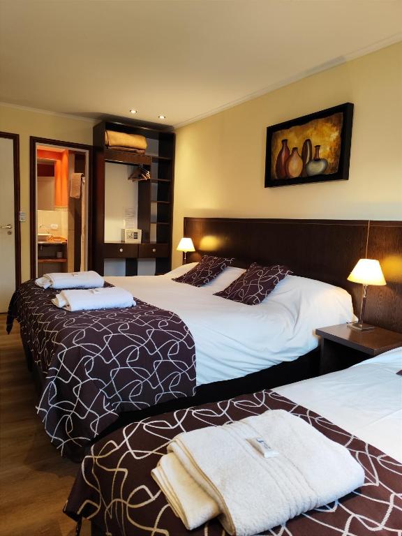 Postel nebo postele na pokoji v ubytování Las Retamas B&B