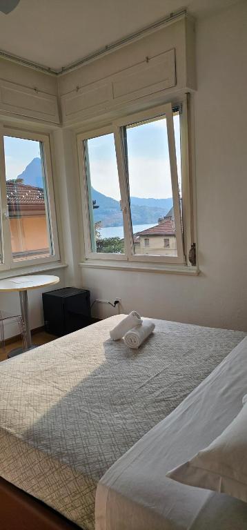 
Double Room with Lake View
