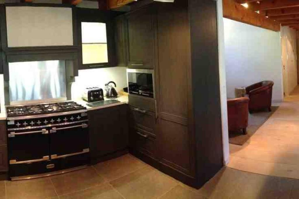Een keuken of kitchenette bij Chalet M