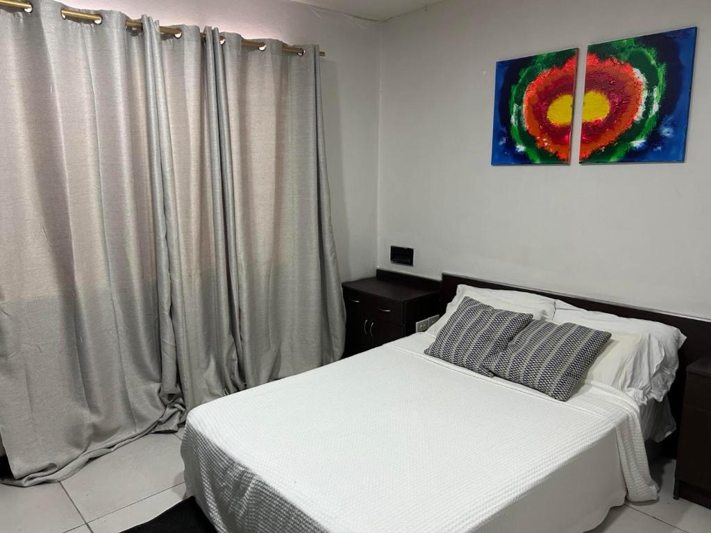 Postel nebo postele na pokoji v ubytování 2 Bedroom Apartment in Suva City