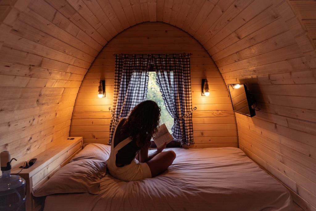 Postel nebo postele na pokoji v ubytování Camping pod - RAZBIBRIGA