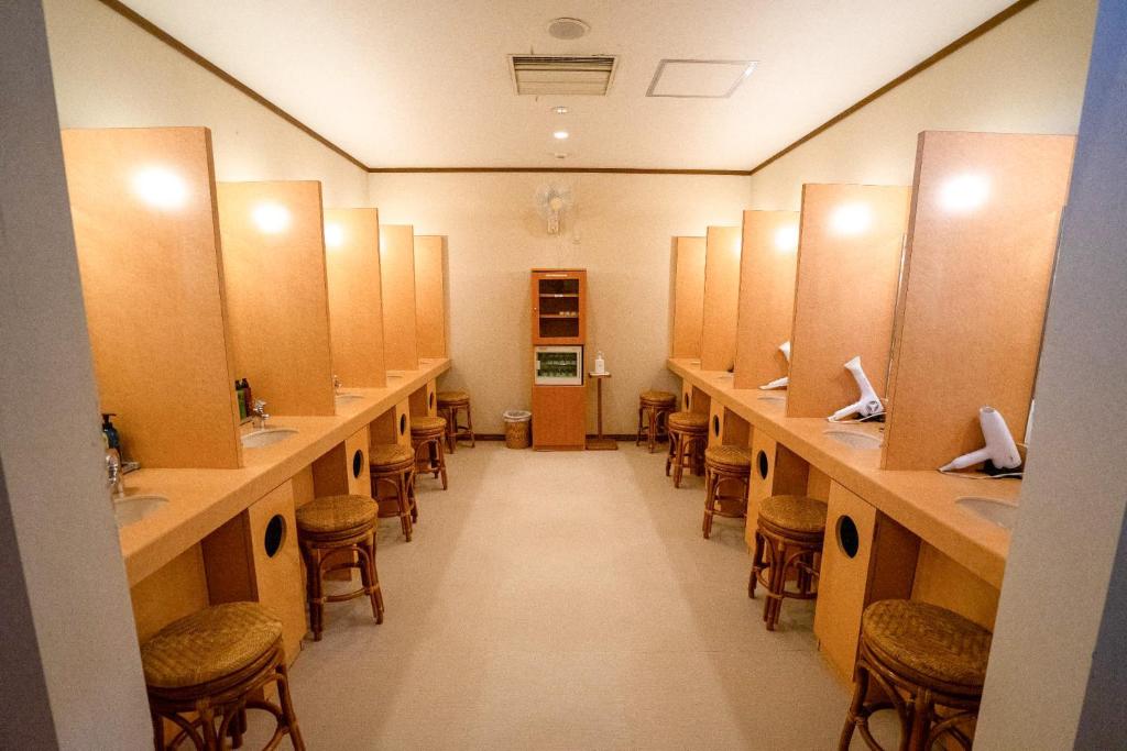 天然温泉と縄文の宿「まんてん」にあるビジネスエリアまたは会議室