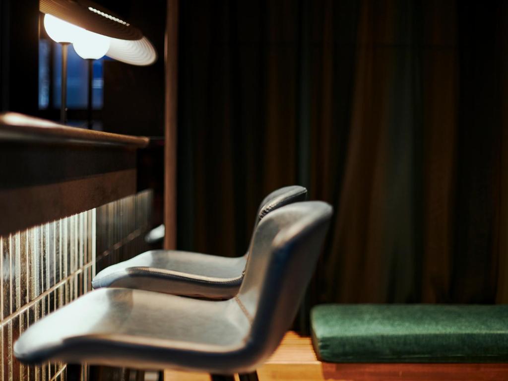 R Hotel Namba Daikokuchoにあるシーティングエリア