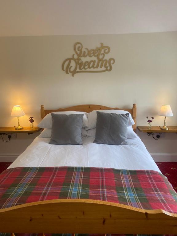 The Gordon Arms Restaurant with Rooms - Double Room With Private Bathroom