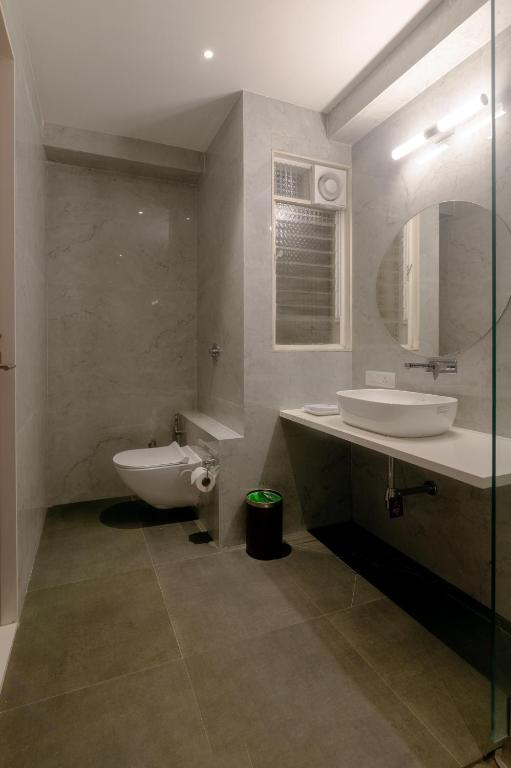 Phòng tắm tại VITS Satyajeet Karad