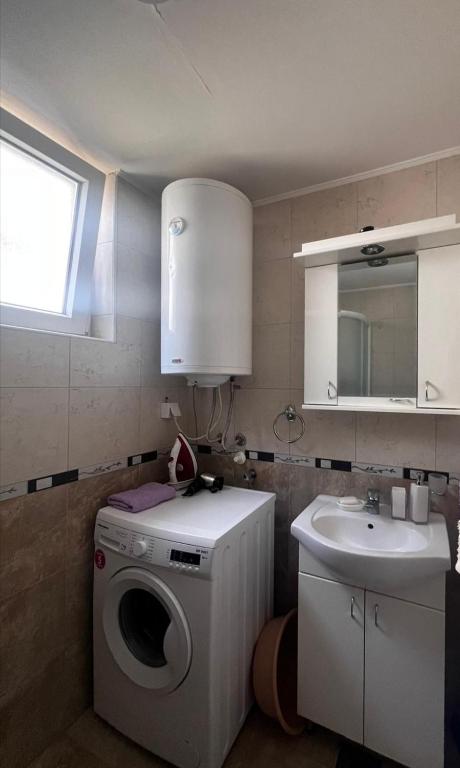 Koupelna v ubytování Jovana Apartman Vrnjacka Banja