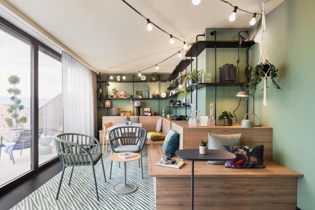 Stay KooooK Geneva City - Online Check In - Resim 13