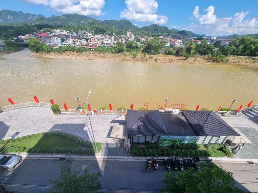 Cao Bang Clover House - Hotel & Motorbike Rentals - 13