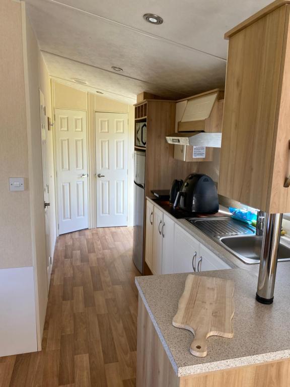 Kuchyň nebo kuchyňský kout v ubytování B&B De Turfsteker