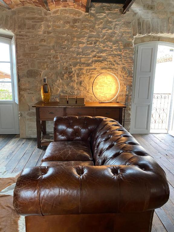 Posezení v ubytování Secret d'Uzès - Le Loft - Avec piscine chauffée
