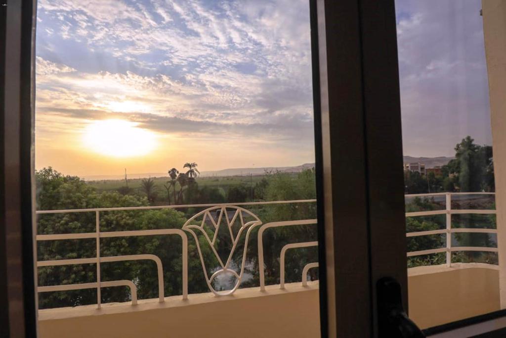 Balkón nebo terasa v ubytování Luxor View Hostel