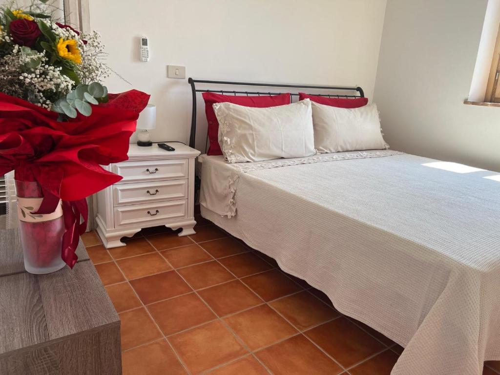 A bed or beds in a room at La bella vista