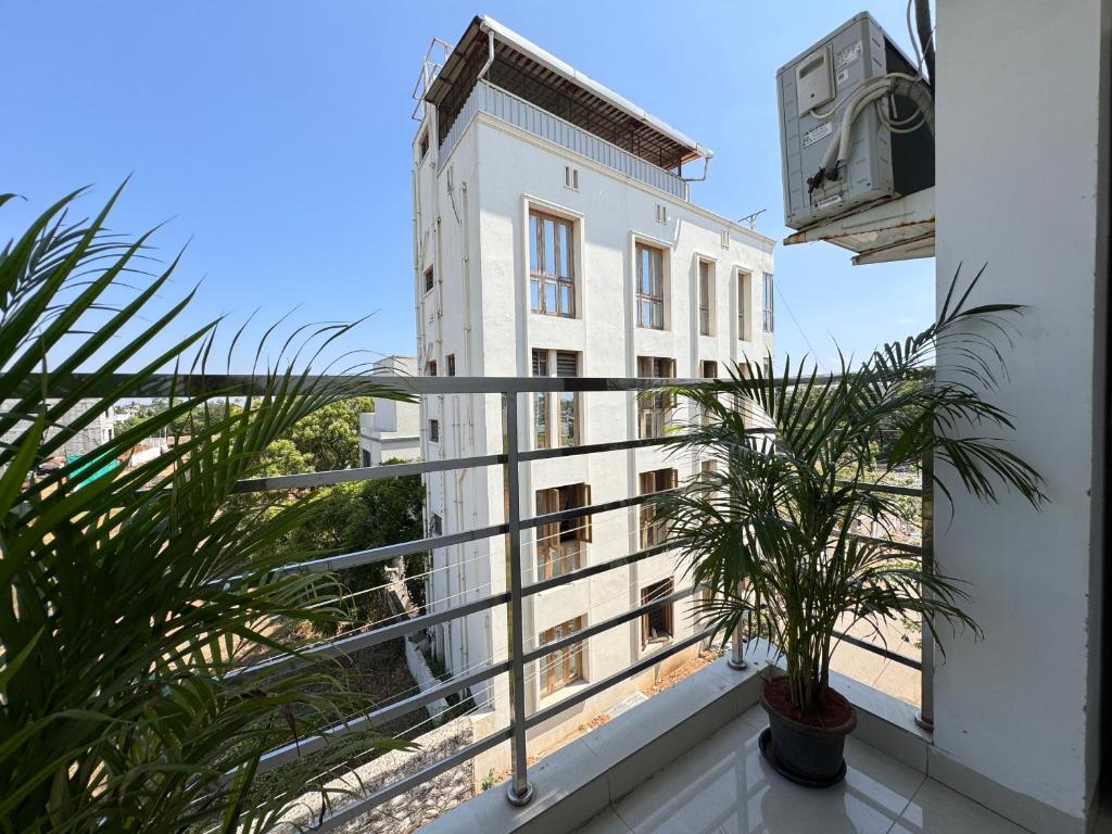 Balkón nebo terasa v ubytování Royal Beach Service Apartment