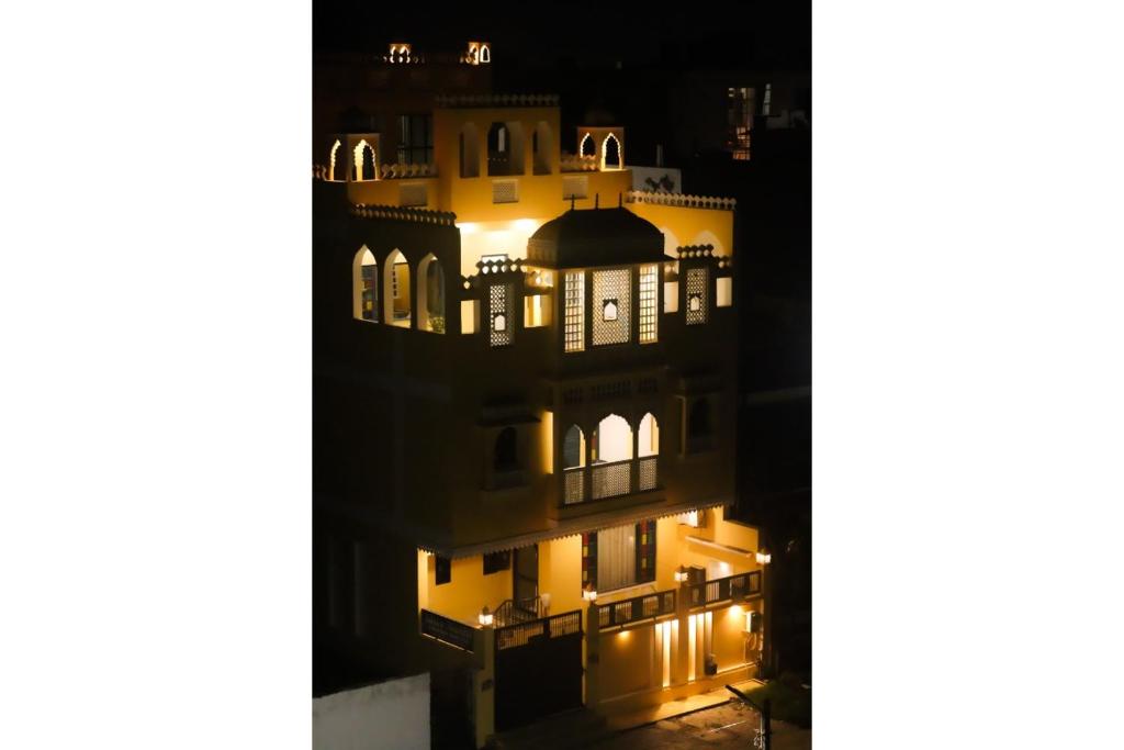 Edificio en el que se encuentra la habitación en casa particular