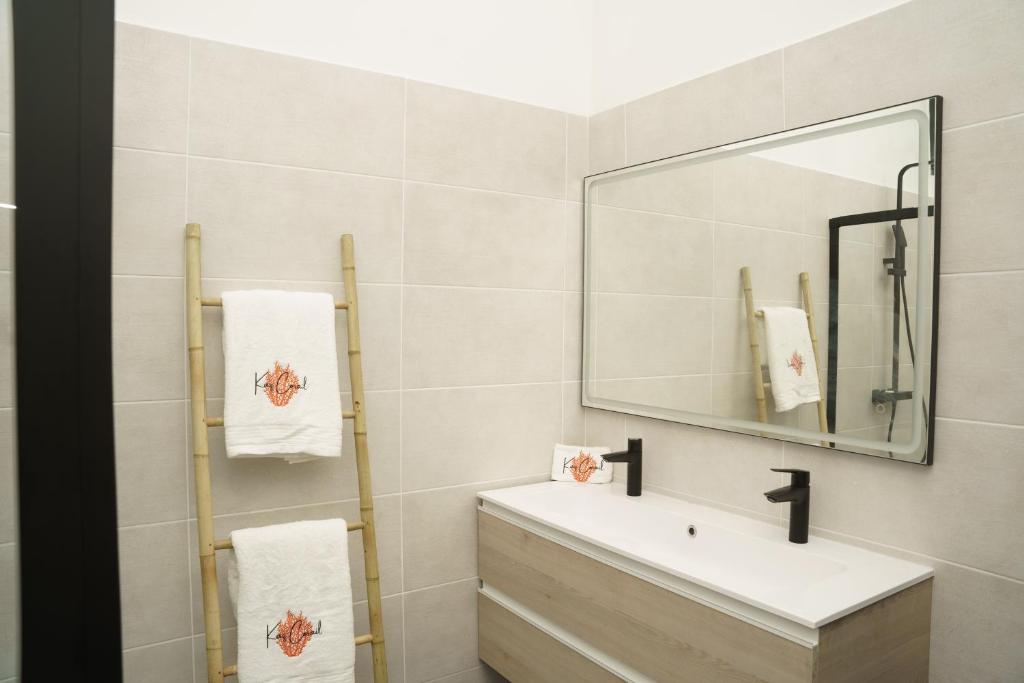 Koupelna v ubytování Kaz Corail Villa exceptionnelle
