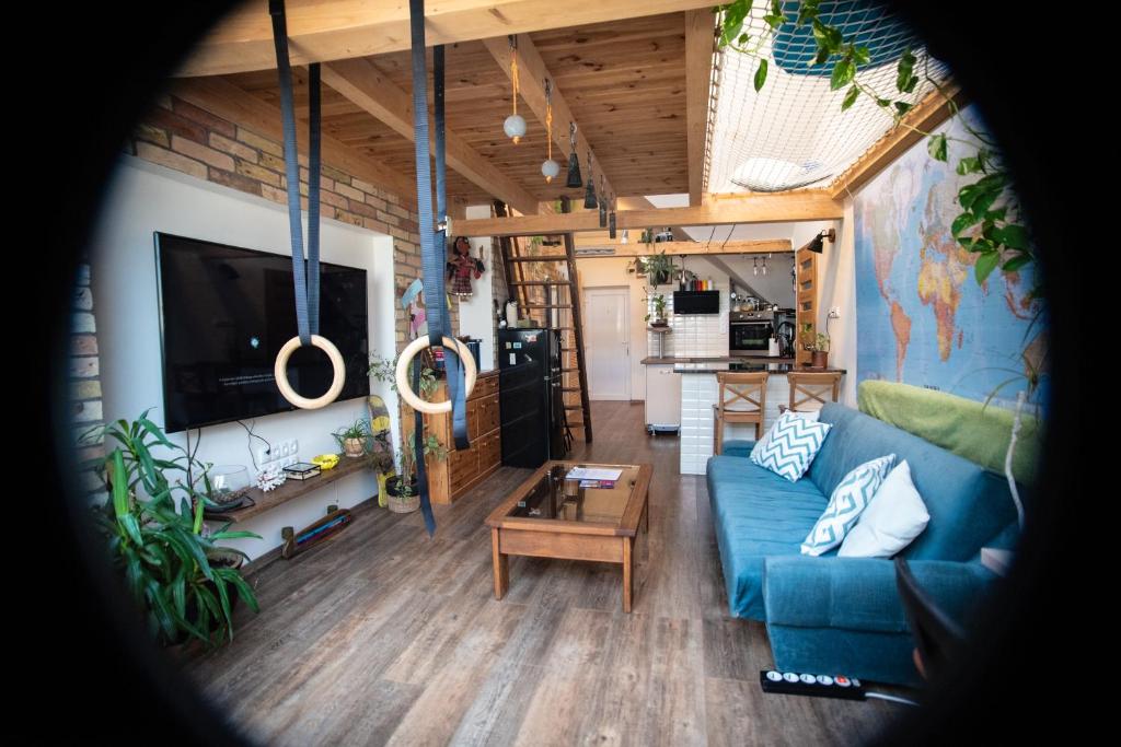 A seating area at Treehouse apartment