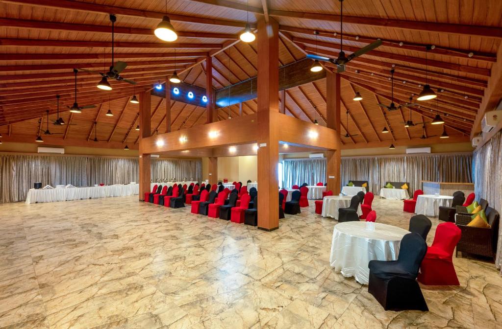 Konferenční prostory v ubytování Freesia Resort by Express Inn