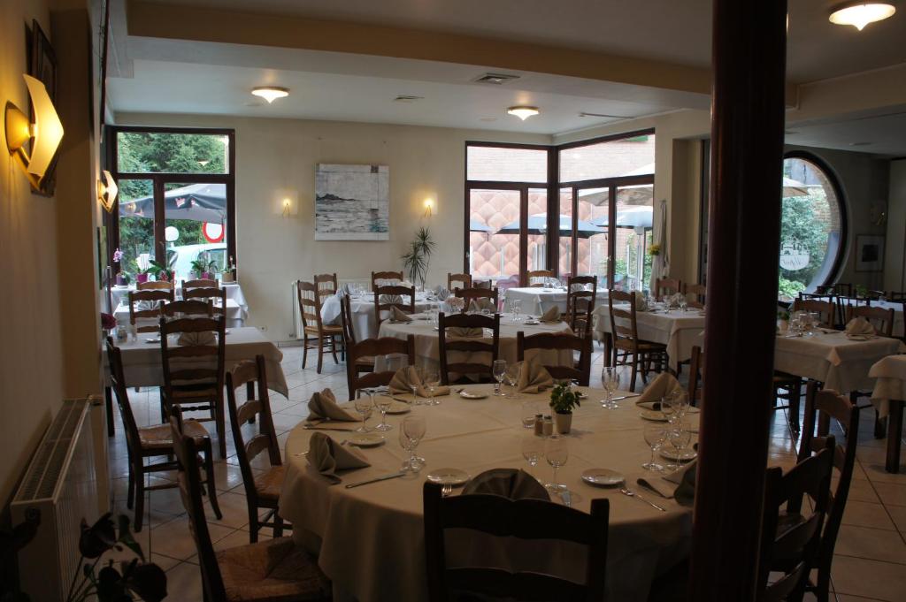 Restaurace v ubytování Alsput Hotel