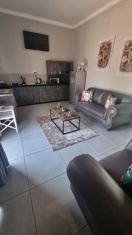 Rooisand Oornag Akkommodasie - Apartamento De Un Dormitorio