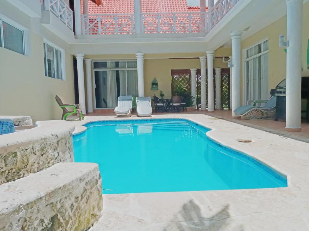 VILLA CON Piscina en Juan Dolio