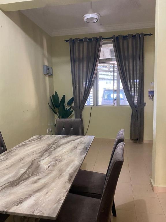 Dunia Kanak Kanak Homestay - Casa Con Una Camera Da Letto