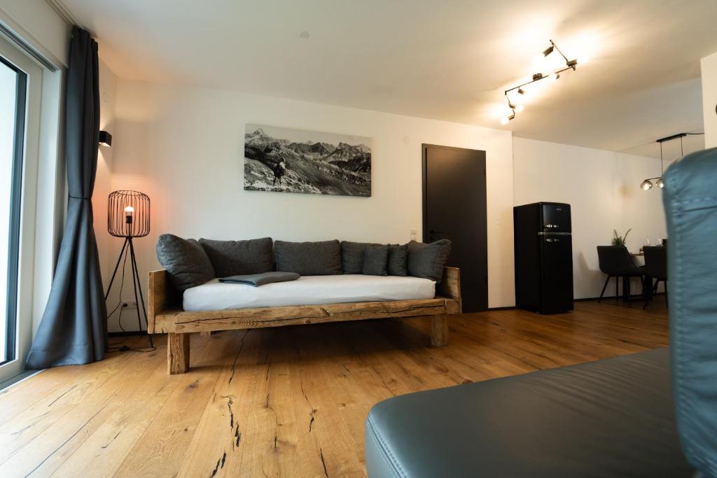 Posezení v ubytování Luxusferienwohnung mit Sauna - NEUBAU