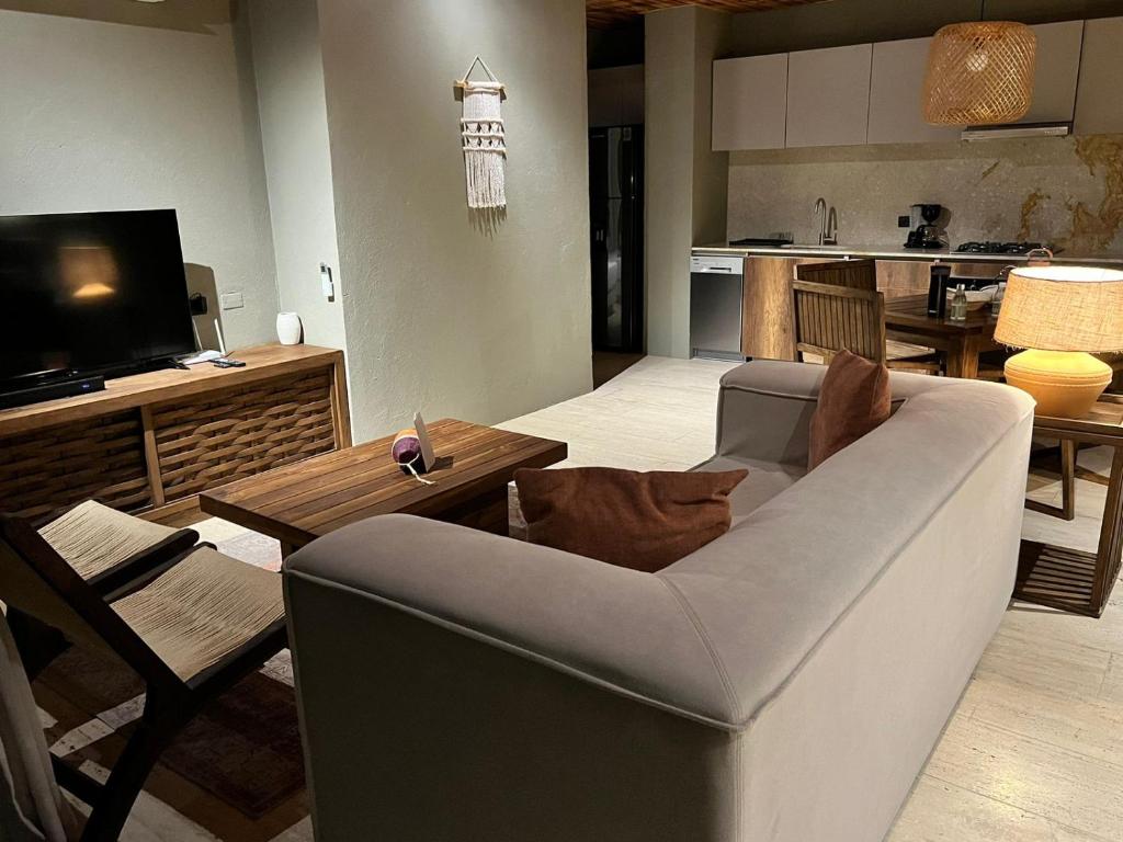 Kuchyň nebo kuchyňský kout v ubytování Villa Privada en Naio Palomino