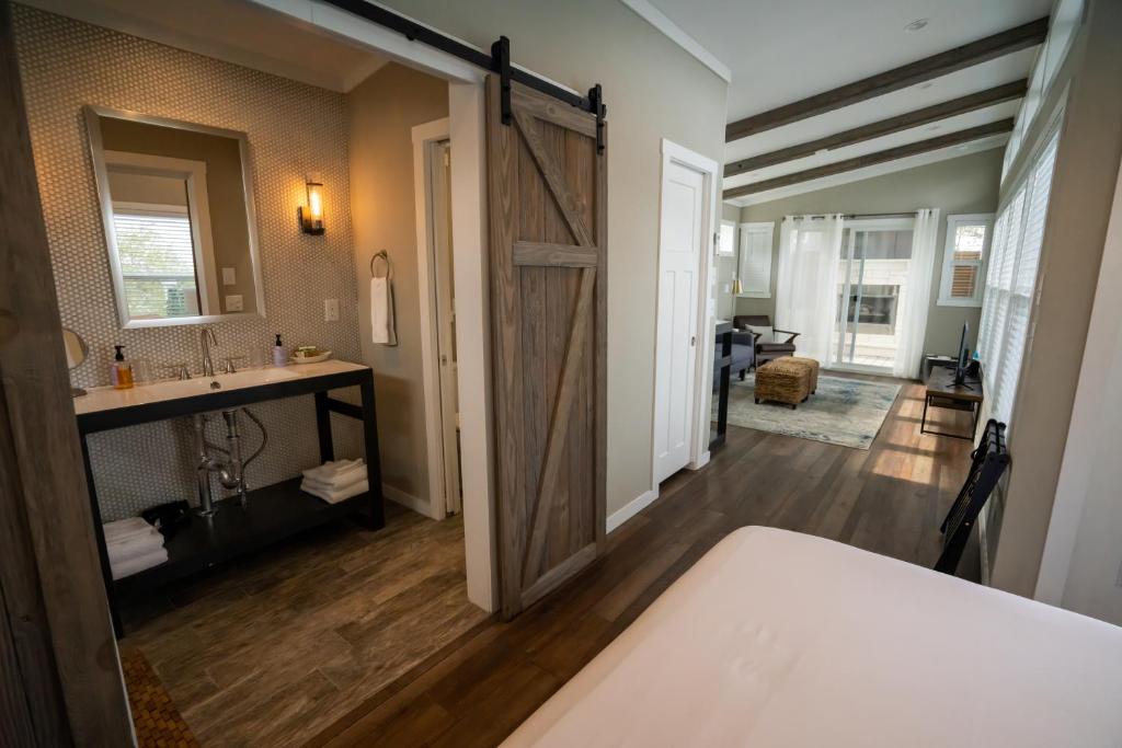 Sage Hill Inn & Spa - Habitación Deluxe Con Cama Extragrande