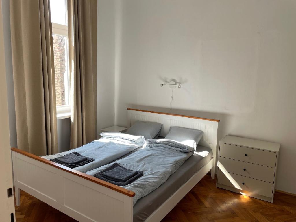 Erkel Apartment 1081 Budapest, II. János Pál pápa tér kép - 1