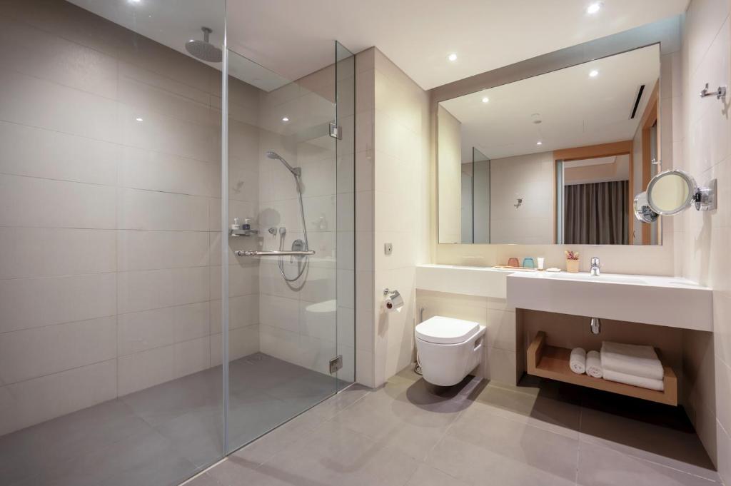 Phòng tắm tại Dorsett Changi City Singapore