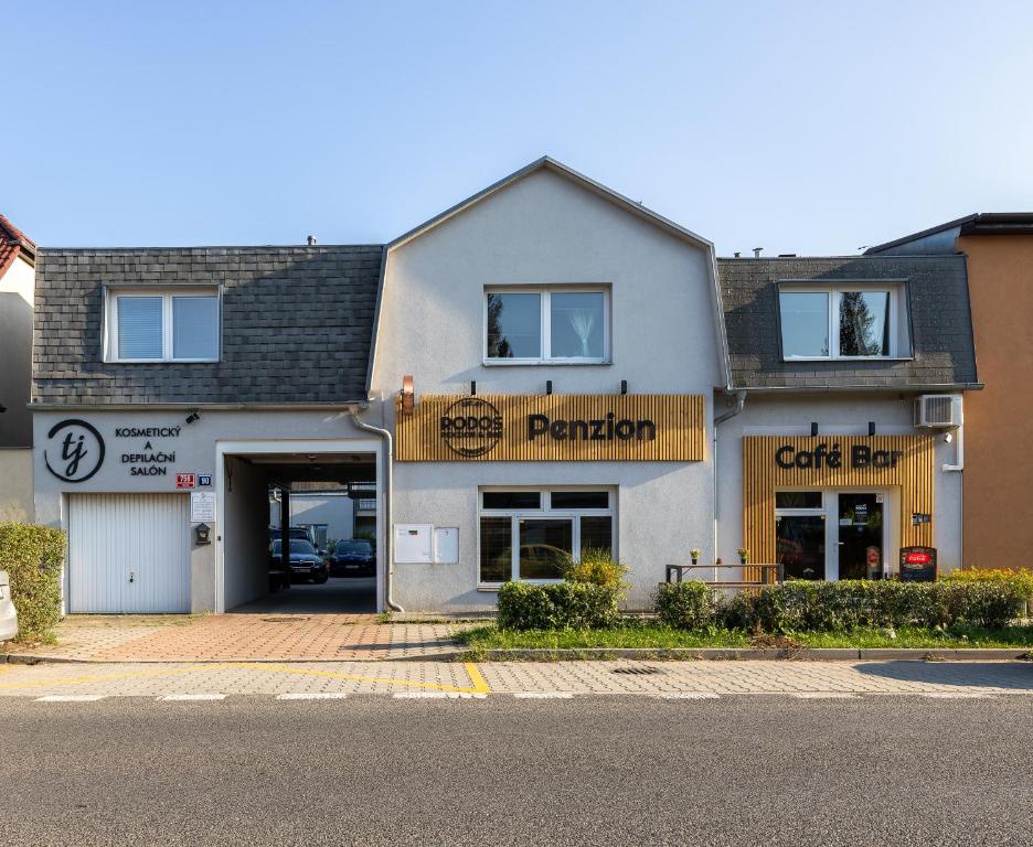 Budova, kde se penzion nachází
